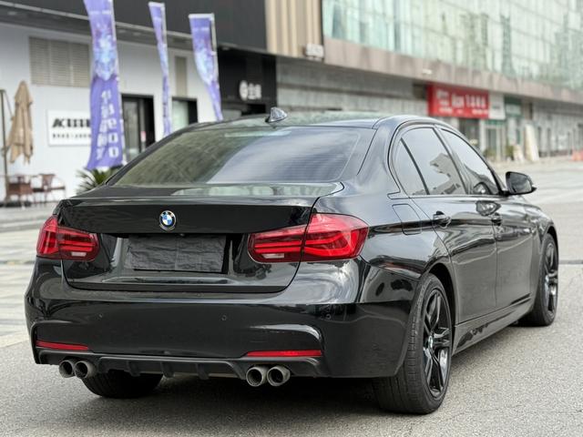 BMW X7 M60i 2018 car image #7