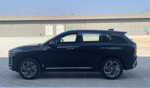 HongQi HS3 PHEV 2025 immagine di auto #7