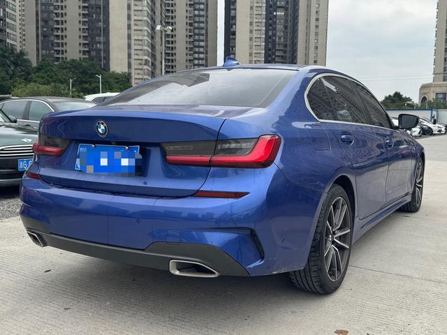 BMW i7 M70L 2020 immagine di auto #7