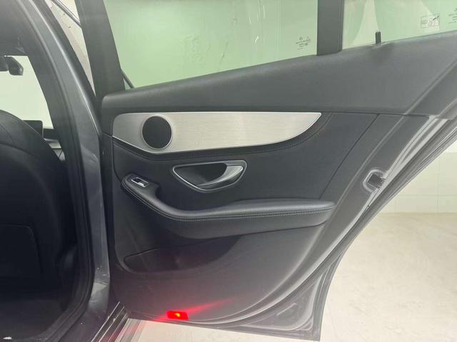 Mercedes-Benz R Class 2019 car image #7