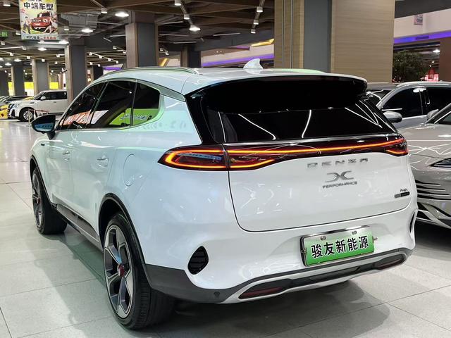 Denza X 2020 car image #7