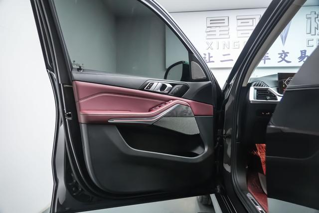 BMW X5 2023 car image #7