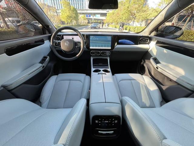 零跑汽车 零跑C01 2023 汽车图片 #7