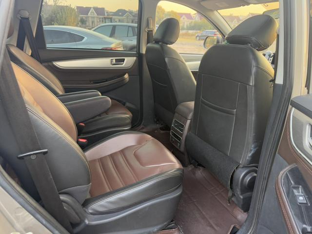 Forthing JOYEAR X6 2017 #7 Forthing JOYEAR X6 2017 car image #7