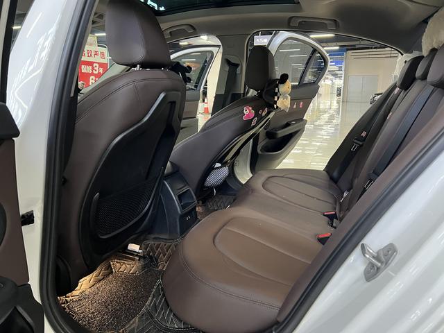 BMW 1 Series 2020 #7 BMW 1 Series 2020 car image #7