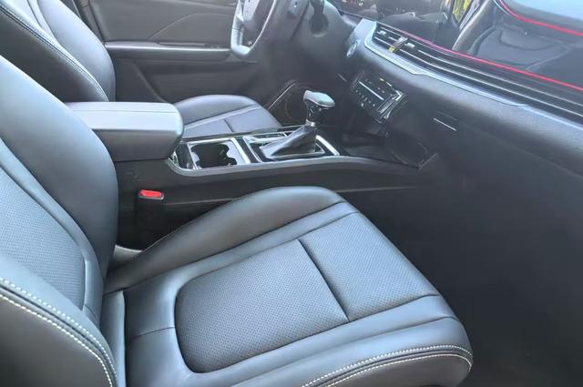 奔腾 奔腾B70 2022 汽车图片 #7