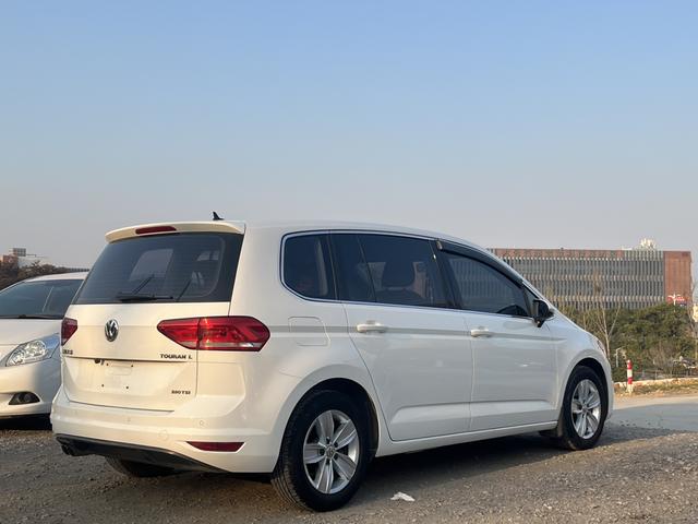 Volkswagen Touran 2016 #7 Volkswagen Touran 2016 car image #7