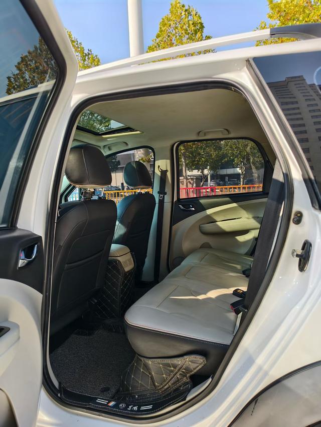 Forthing JOYEAR X3 2016 #7 Forthing JOYEAR X3 2016 immagine di auto #7