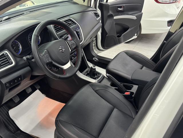 Suzuki S-Cross 2019 صورة سيارة #7