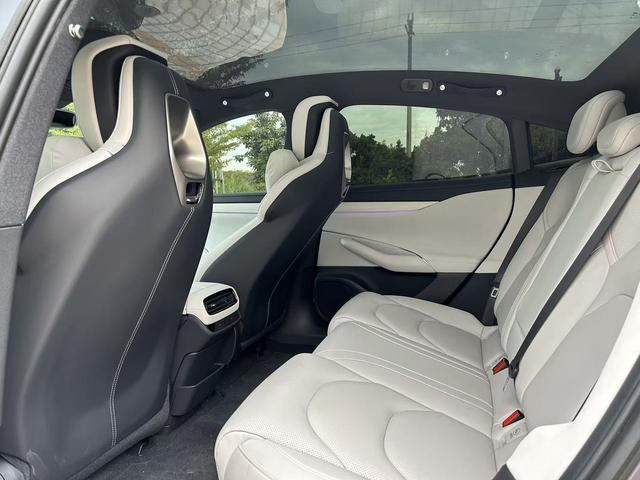 MI SU7 2025 car image #7