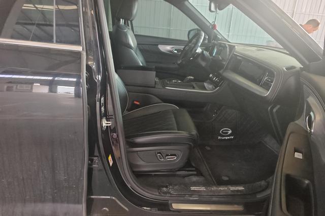 GAC Trumpchi GS8 2024 #7 GAC Trumpchi GS8 2024 car image #7