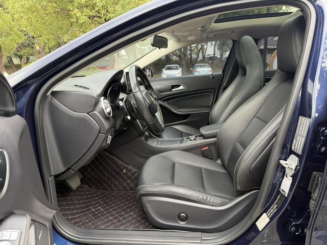 Mercedes-Benz GLA Class 2015 car image #7