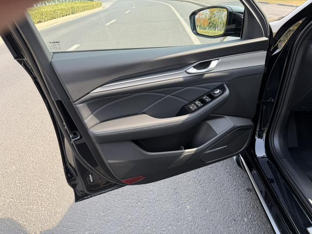 GEELY Preface 2025 car image #7