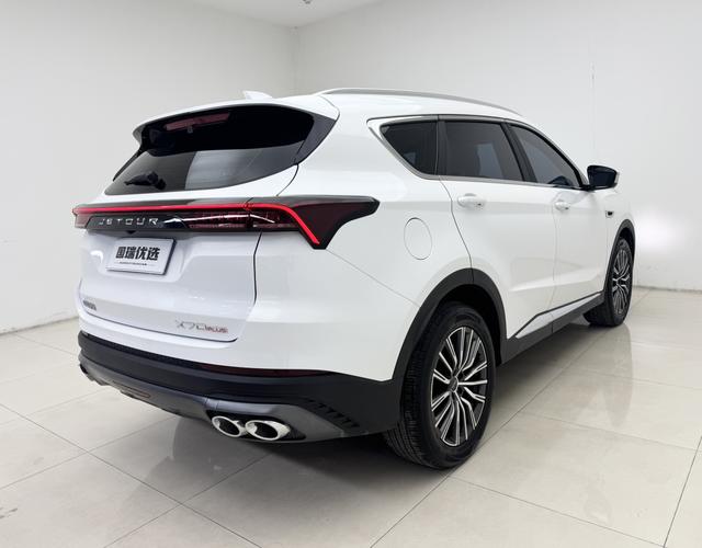 Jetour X70 PLUS 2023 car image #7