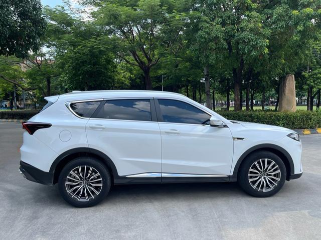Jetour X70 PLUS 2023 car image #7