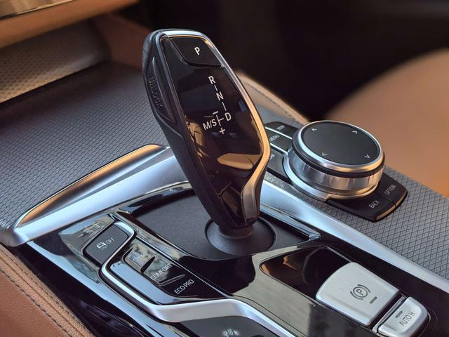 BMW 6 Series GT 2019 car image #7