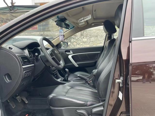 GEELY Emgrand 2017 car image #7