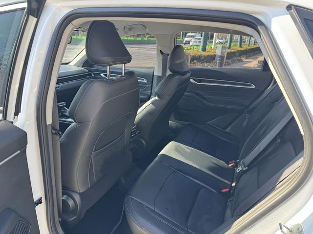 GEELY Emgrand 2024 car image #7