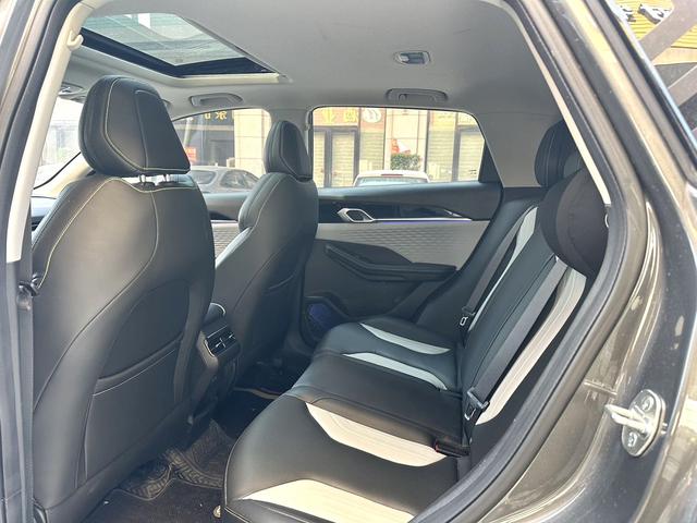 GEELY Coolray 2022 car image #7