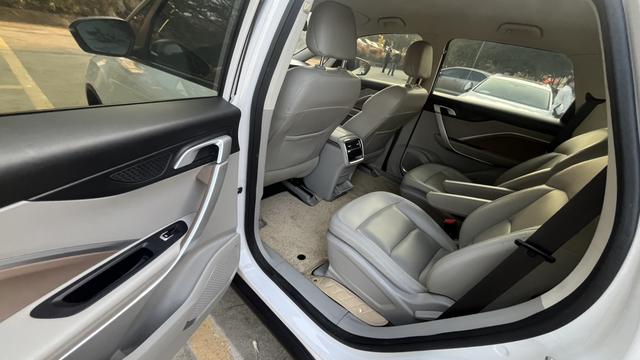 GEELY JiaJi 2021 #7 GEELY JiaJi 2021 car image #7