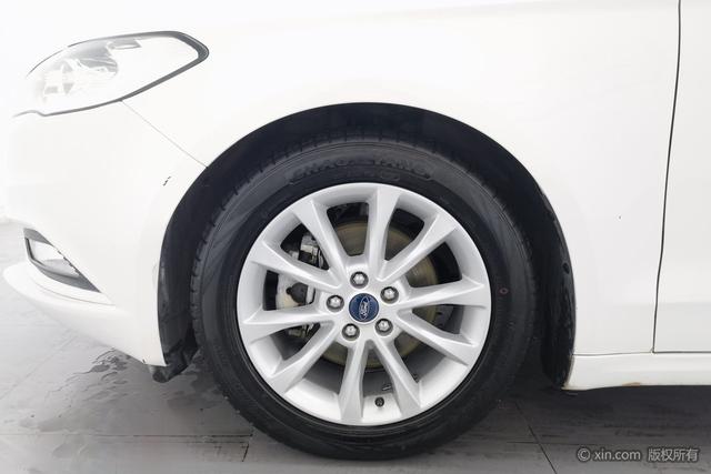 Ford Mondeo 2018 car image #7