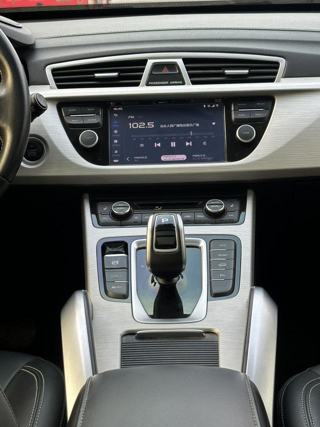 GEELY Boyue 2019 car image #7