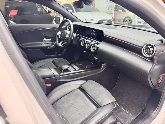 Mercedes-Benz A Class 2019 car image #7