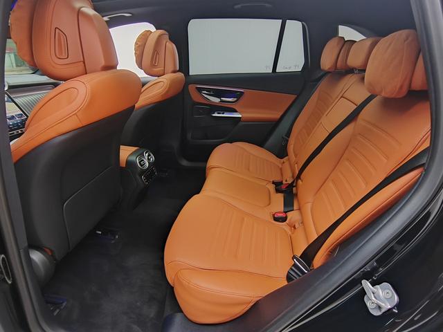 Mercedes-Benz GLC Class 2023 #7 Mercedes-Benz GLC Class 2023 car image #7