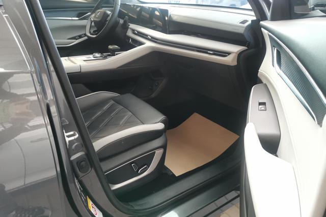 Changan CS75 Plus 2024 صورة سيارة #7