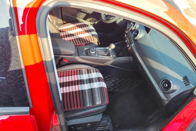 Audi Q2L 2020 car image #7