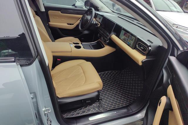 Leapmotor C11 2024 car image #7