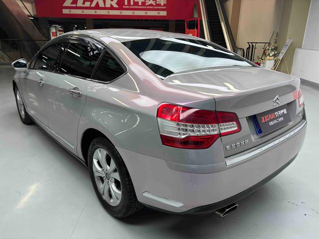 Citroen C5 2012 car image #7