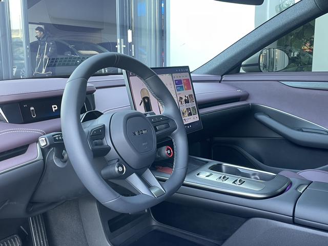MI 2025 car image #7