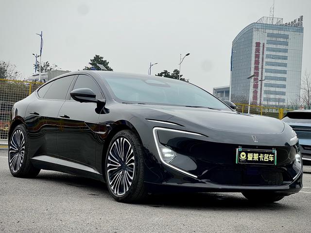 Avatr 2024 car image #7