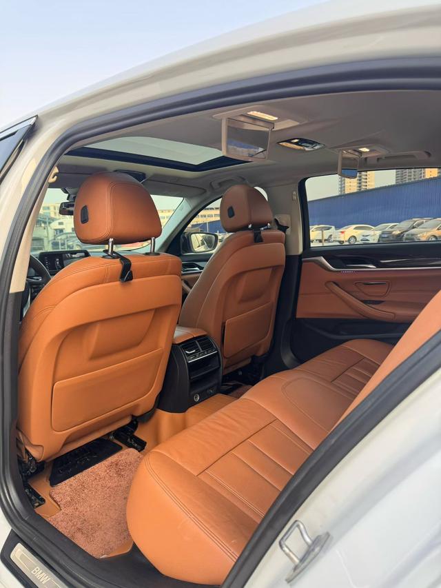 BMW 5 Series 2017 car image #7