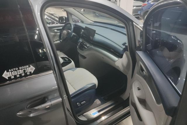 荣威 荣威iMAX8 2021 汽车图片 #7