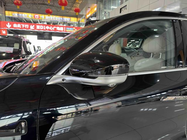 Deepal S09 2025 #7 Deepal S09 2025 car image #7