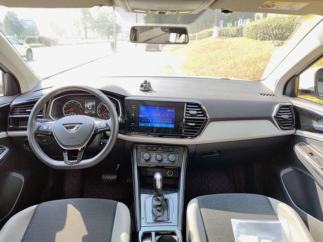 Jetta VS7 2023 car image #7