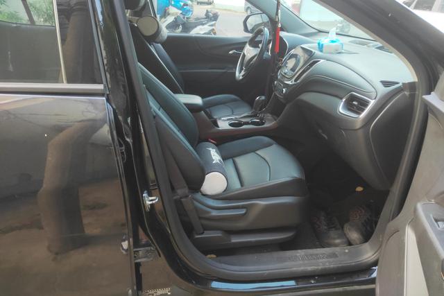 Chevrolet Equinox 2018 car image #7