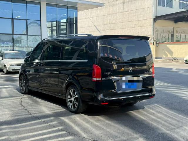 Mercedes-Benz V Class 2017 immagine di auto #7