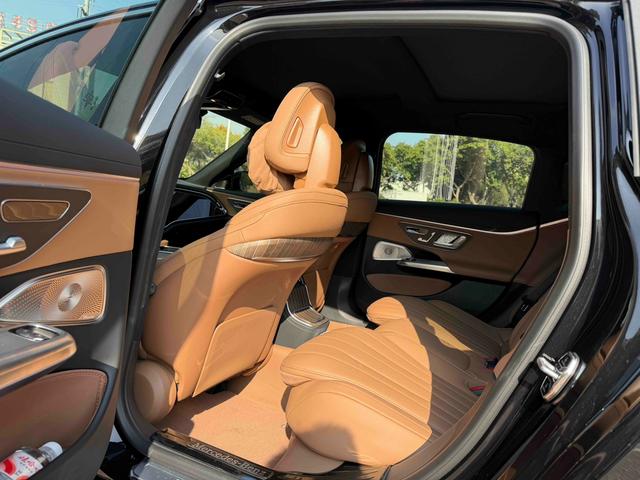 Mercedes-Benz E Class 2024 car image #7