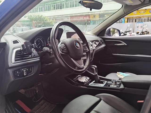 BMW 1 Series 2018 car image #7