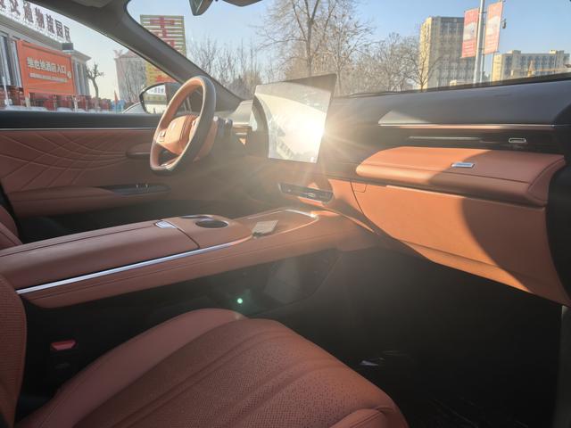 Deepal S07 2025 car image #7