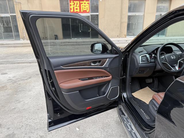 Honda UR-V 2017 #7 Honda UR-V 2017 car image #7