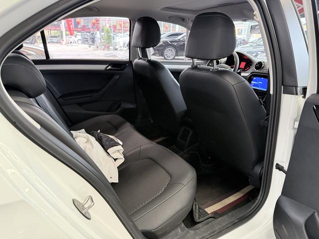 Jetta VA3 2023 صورة سيارة #7