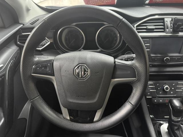 MG GS 2015 car image #7