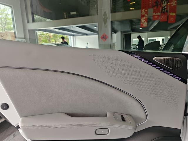 极氪 极氪007 2023 汽车图片 #7