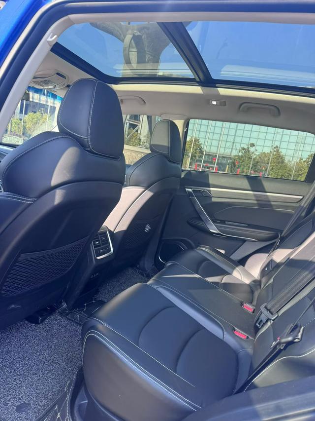 GEELY Boyue 2020 immagine di auto #7