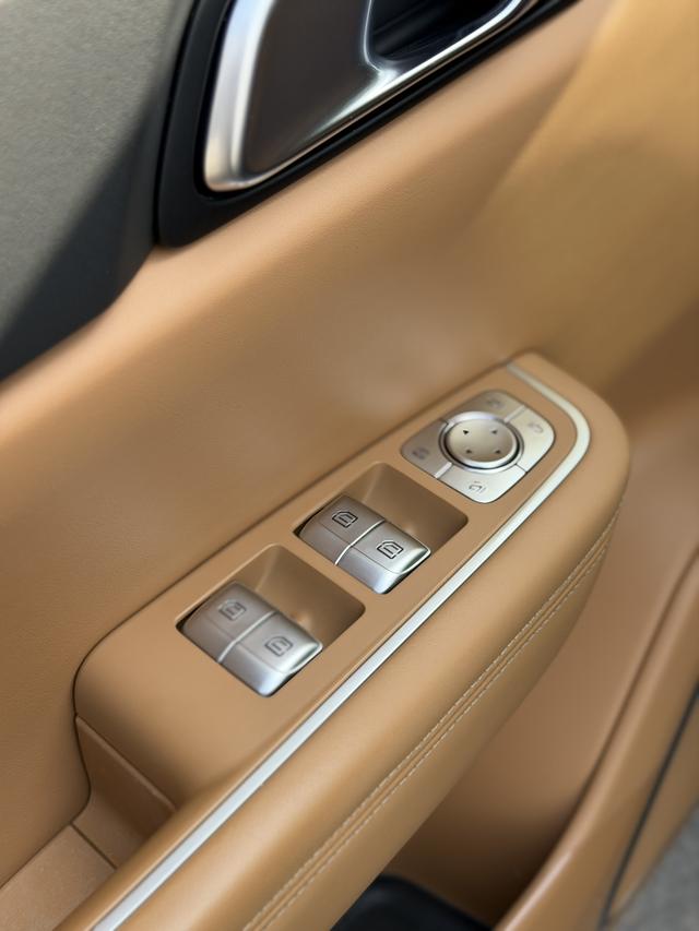 Li One 2022 изображение автомобиля #7