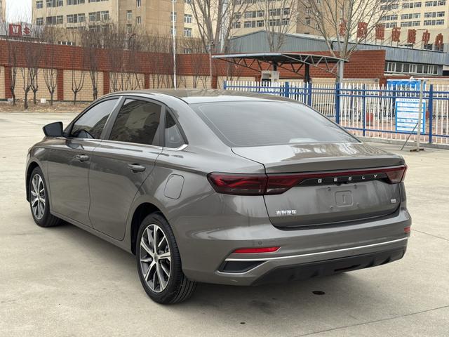 GEELY Emgrand 2022 #7 GEELY Emgrand 2022 car image #7